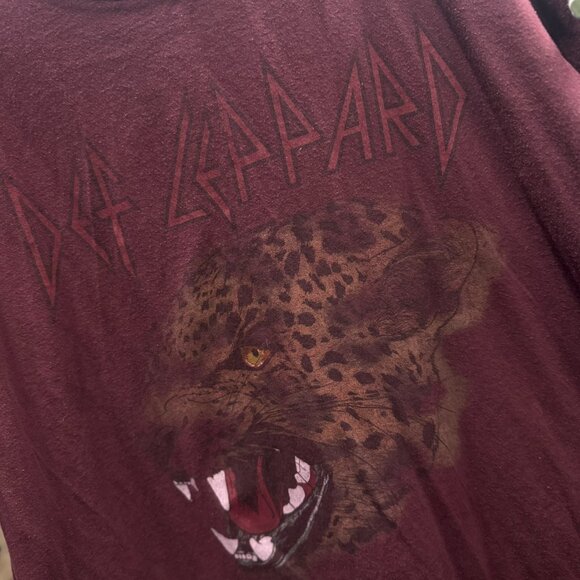 Vintage Def Leppard Grunge Band T-Shirt Men’s Large | Burgundy Leopard Graphic R - Picture 2 of 3